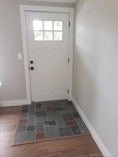 329 N Manitou, Clawson, MI 48017 photo 7