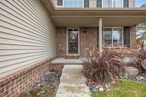 33576 Bay Hl, Romulus, MI 48174 photo 10