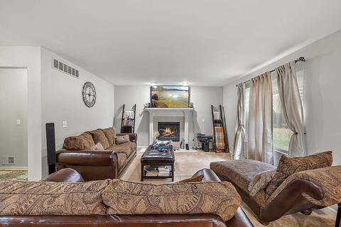 33576 Bay Hl, Romulus, MI 48174 photo 25