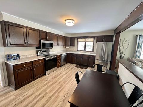 605 E First St, Caspian, MI 49915 photo 2