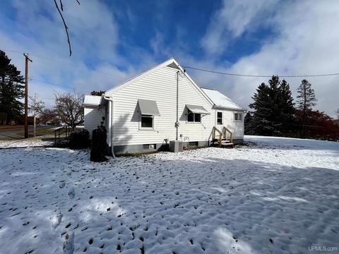 605 E First St, Caspian, MI 49915 photo 19