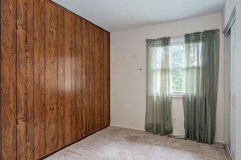 1368 Williamsburg, Flint, MI 48507 photo 15