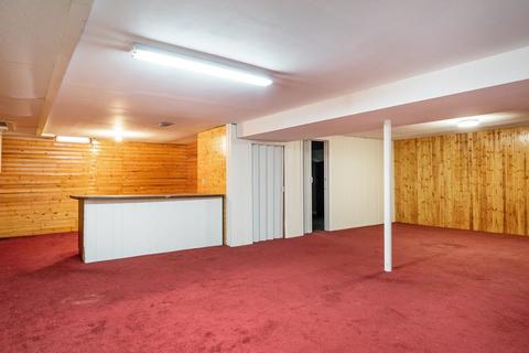 1368 Williamsburg, Flint, MI 48507 photo 18