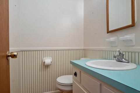 1368 Williamsburg, Flint, MI 48507 photo 9