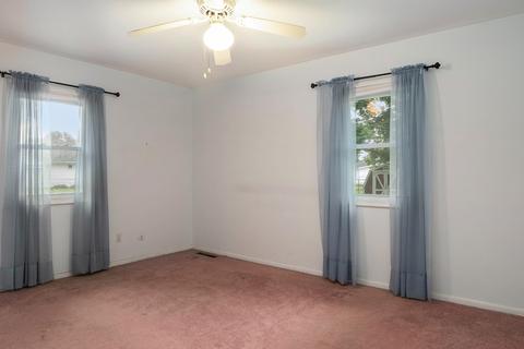 1368 Williamsburg, Flint, MI 48507 photo 10