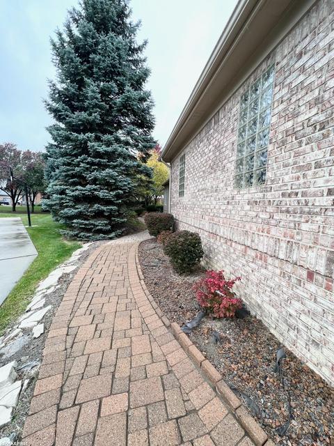 15865 Tea Rose Dr, Macomb, MI 48042 photo 38