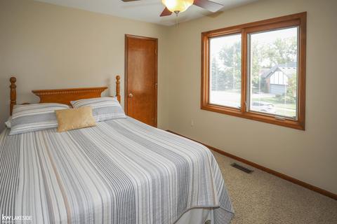 16918 Angela Dr, Macomb, MI 48044 photo 52