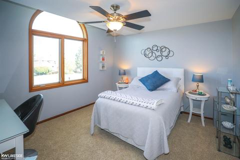 16918 Angela Dr, Macomb, MI 48044 photo 59