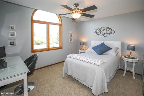 16918 Angela Dr, Macomb, MI 48044 photo 58