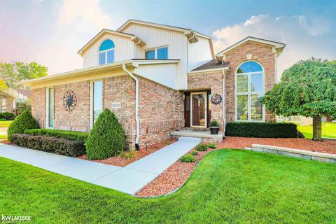 16918 Angela Dr, Macomb, MI 48044 photo 3