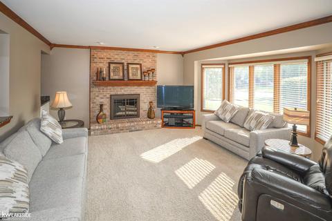 16918 Angela Dr, Macomb, MI 48044 photo 40