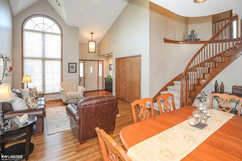 16918 Angela Dr, Macomb, MI 48044 photo 24