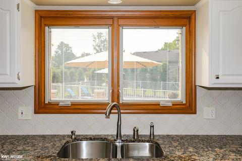 16918 Angela Dr, Macomb, MI 48044 photo 29