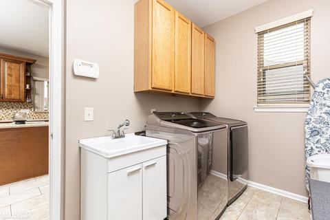 49289 Limestone Dr, Macomb, MI 48044 photo 10