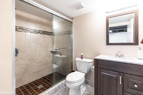 49289 Limestone Dr, Macomb, MI 48044 photo 14