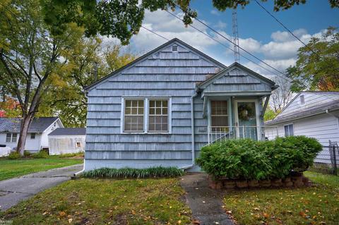 2118 Levern, Flint, MI 48506
