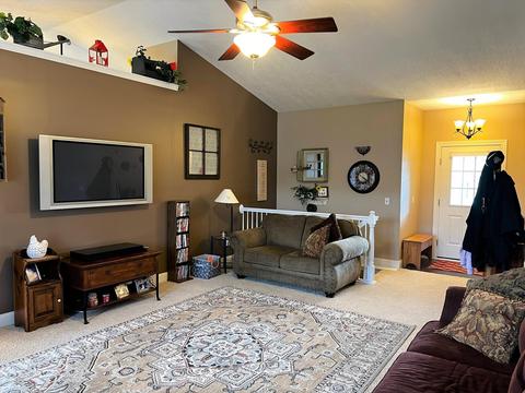 303 E Saphire St, Morrice, MI 48857 photo 4
