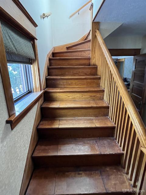 915 N Third, Ishpeming, MI 49849 photo 12