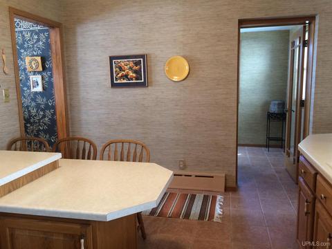 915 N Third, Ishpeming, MI 49849 photo 11