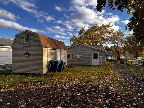 6546 N Rdg, Harrison, MI 48625 photo 1