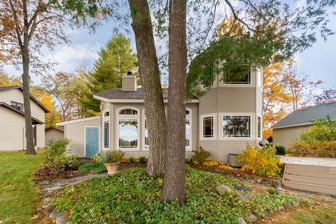 4666 Keswick Ct, Gladwin, MI 48624 photo 2