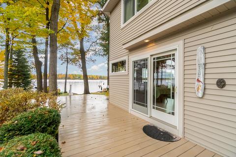 4666 Keswick Ct, Gladwin, MI 48624 photo 8