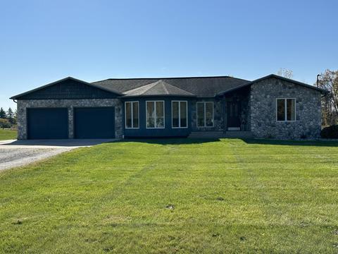 1340 E Hurd Rd, Clio, MI 48420 photo 2