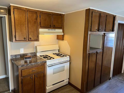 1082 E Hurd, Clio, MI 48420 photo 4