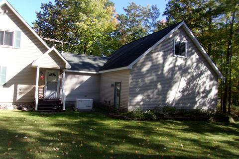 2275 Springwood Dr, Harrison, MI 48625 photo 11