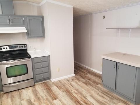 124 Water St, Maple Rapids, MI 48853 photo 6