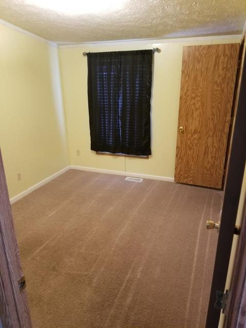 124 Water St, Maple Rapids, MI 48853 photo 8