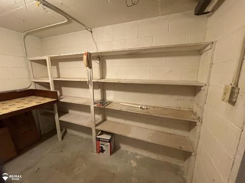 8047 Seymour Rd, Flushing, MI 48433 photo 33