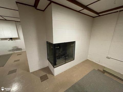 8047 Seymour Rd, Flushing, MI 48433 photo 29