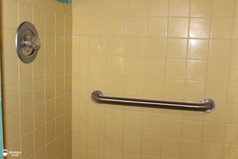 8047 Seymour Rd, Flushing, MI 48433 photo 37