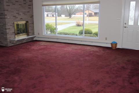 8047 Seymour Rd, Flushing, MI 48433 photo 5