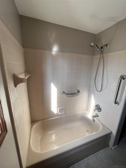 9190 Springborn, Casco, MI 48064 photo 16