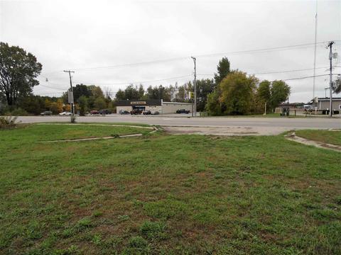 711 E Cedar, Gladwin, MI 48624 photo 3