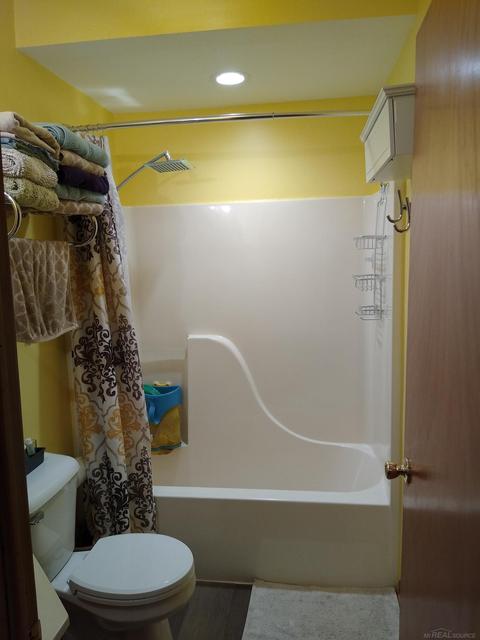 9328 Field, Clay, MI 48001 photo 23