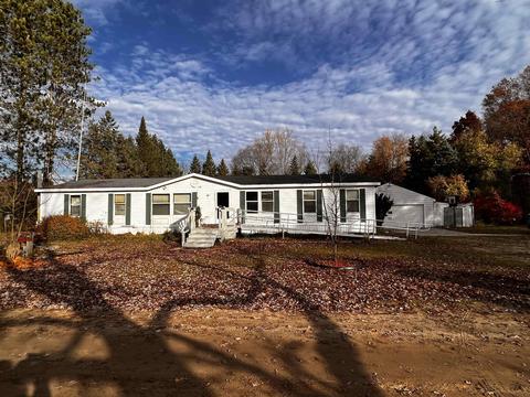 3085 Allen Ln, Harrison, MI 48625