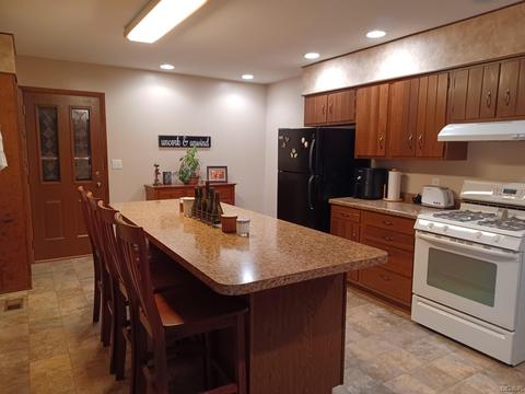 1019 Brookside, Adrian, MI 49221 photo 18