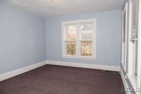 420 Elm St, Adrian, MI 49221 photo 10