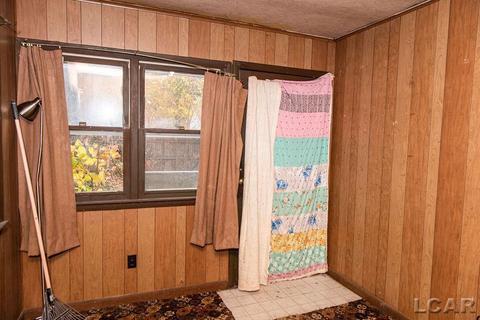 420 Elm St, Adrian, MI 49221 photo 25
