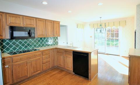 1341 Devonshire, Grosse Pointe Park, MI 48230 photo 8