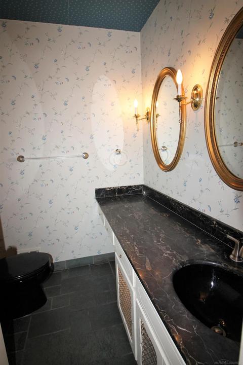 1341 Devonshire, Grosse Pointe Park, MI 48230 photo 18