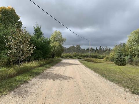 6130 E 5 Rd, Bark River, MI 49807 photo 13
