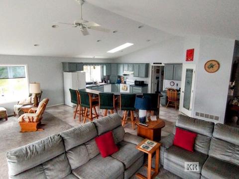 5249 King Richards, Gladwin, MI 48624 photo 12