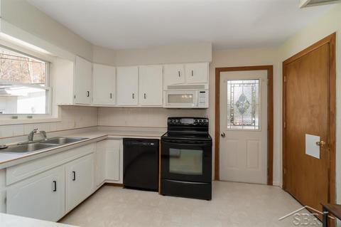 3875 E Monroe Rd, Midland, MI 48642 photo 6