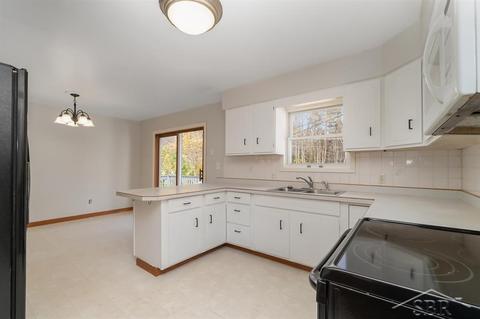 3875 E Monroe Rd, Midland, MI 48642 photo 5