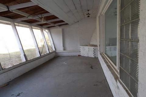 3219 Dixie, Saginaw, MI 48601 photo 8