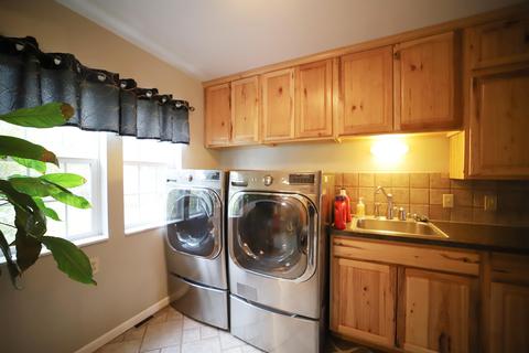 399 Coutant St, Flushing, MI 48433 photo 16